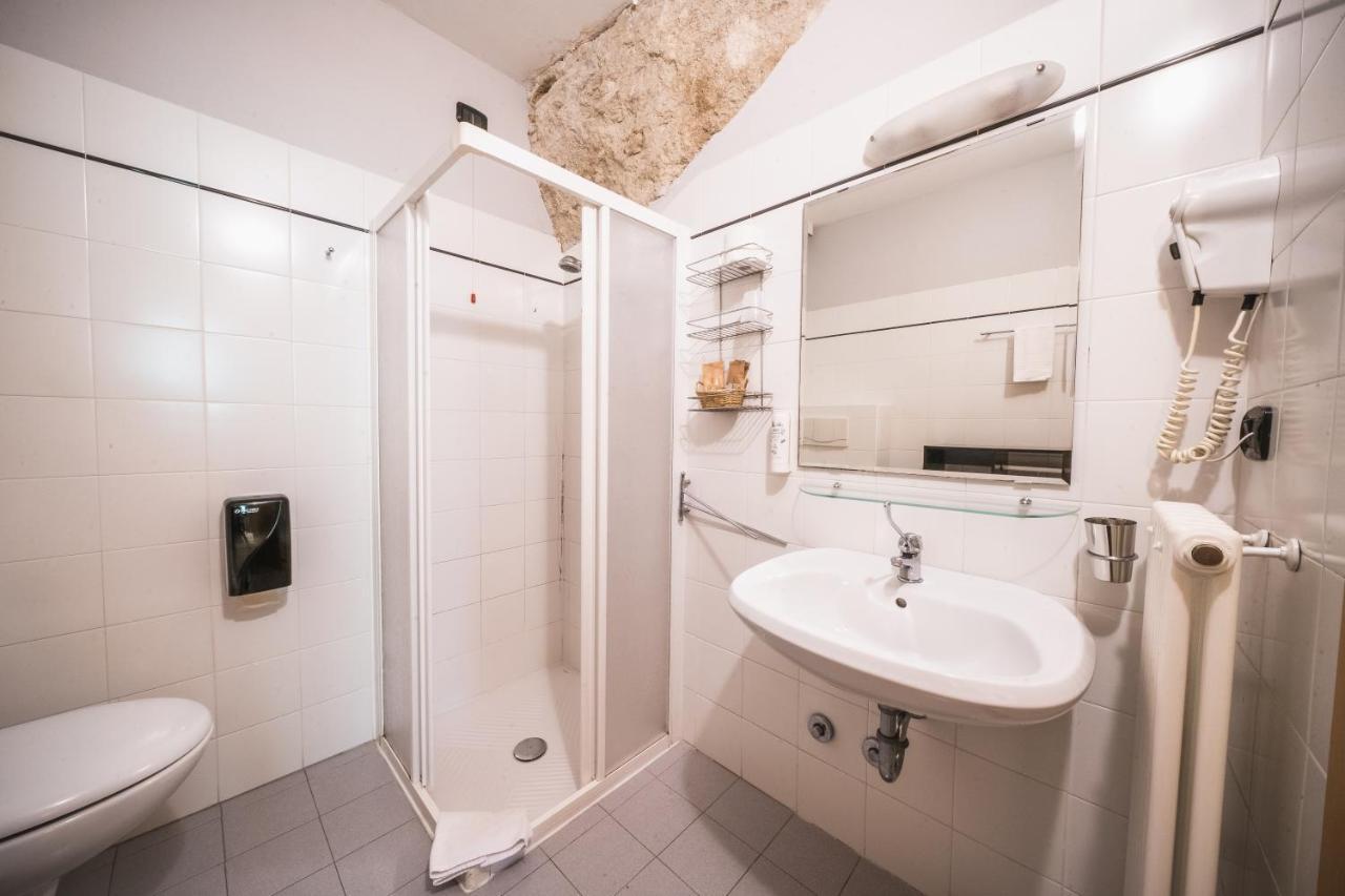 La Cantinota - Locanda De Manincor Rooms Arco Dış mekan fotoğraf