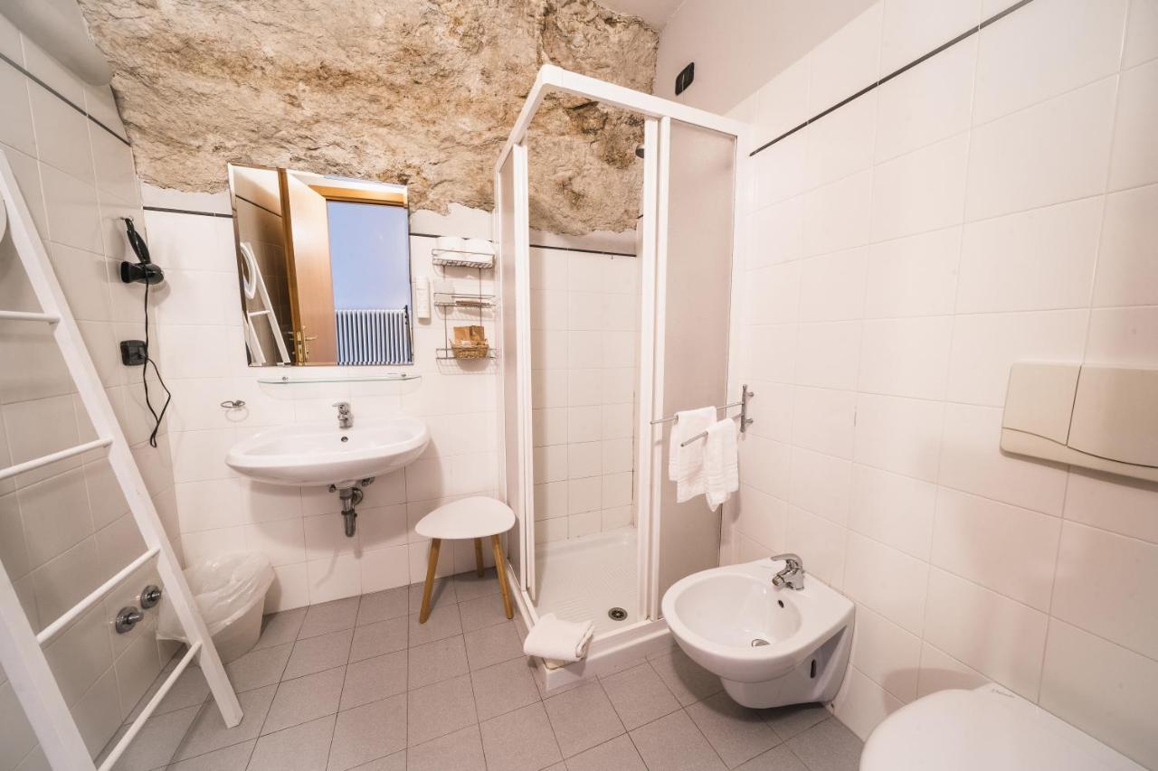 La Cantinota - Locanda De Manincor Rooms Arco Dış mekan fotoğraf